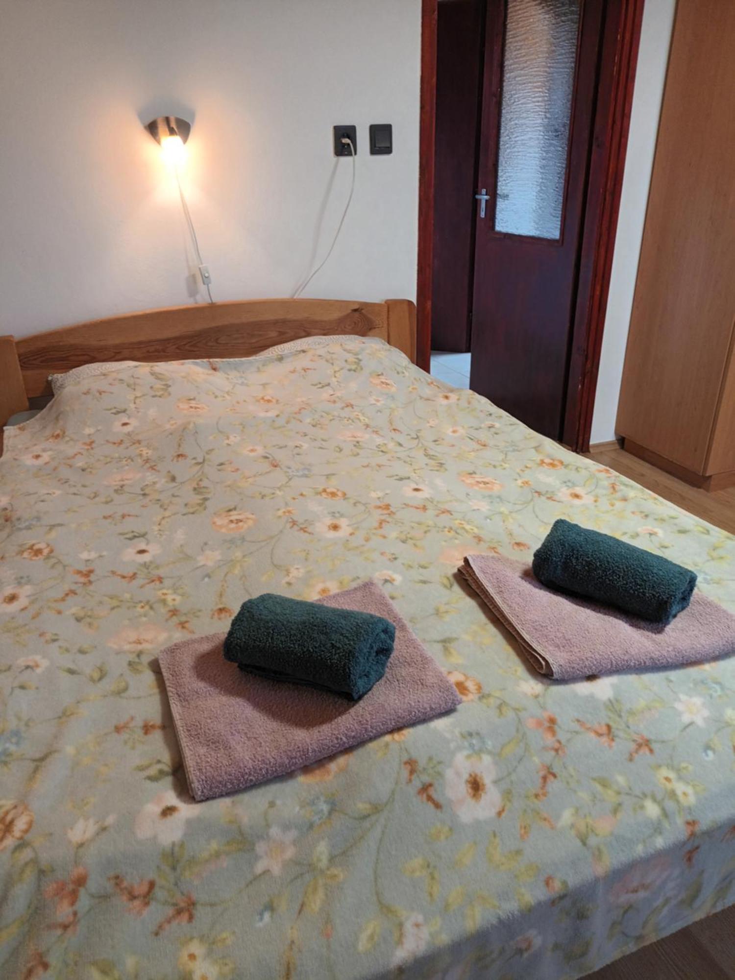 Keknefelejcs Vendeghaz Appartement Tapolca Buitenkant foto